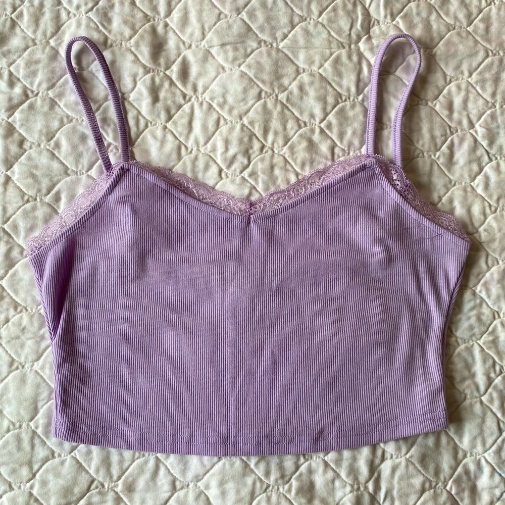 Lace Edge Cropped Tank Top